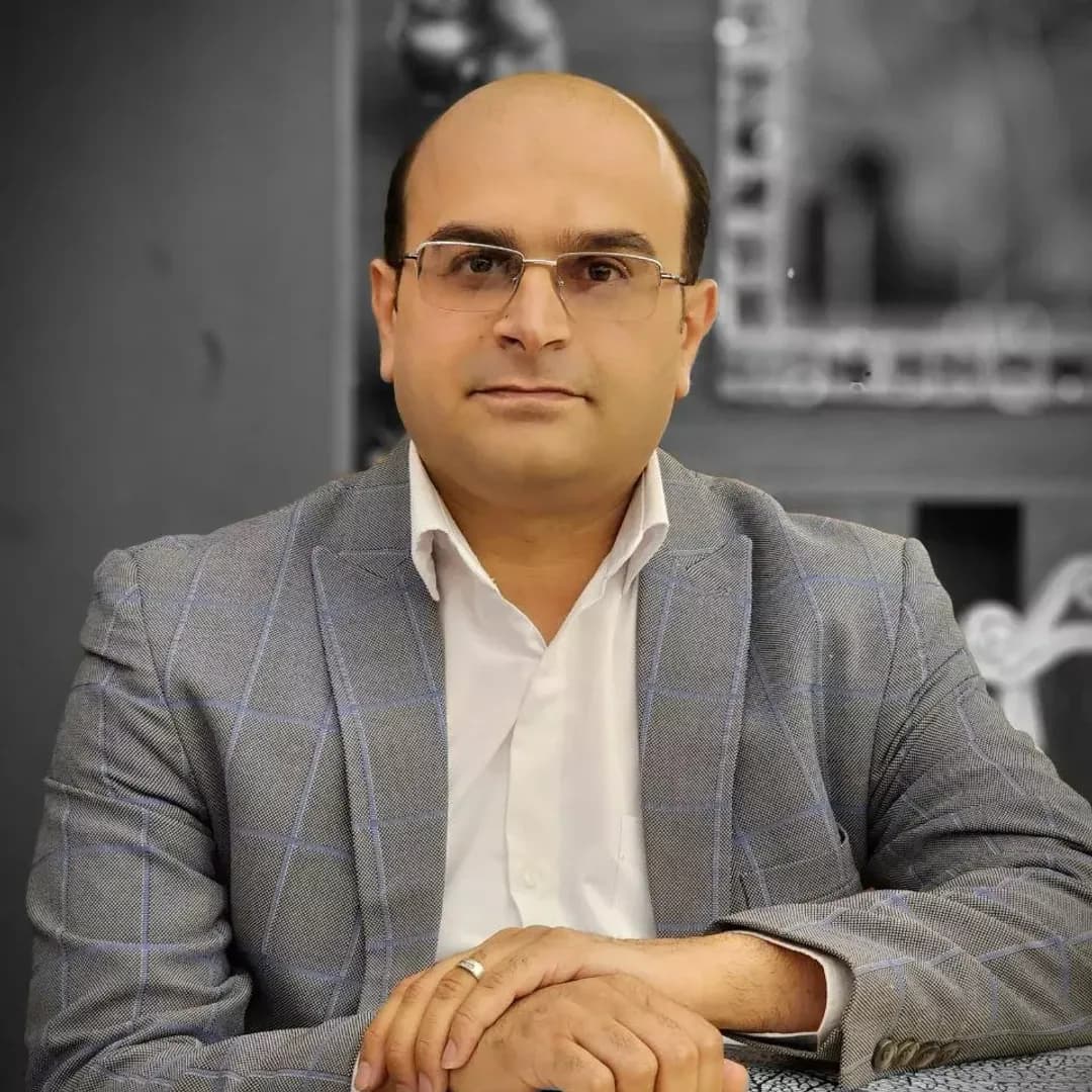 هادی خواجه 